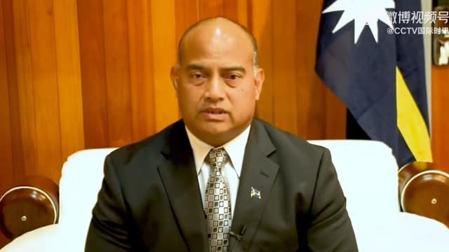 瑙鲁政府宣布同台湾“断交”、愿同中国复交,外交部:赞赏和欢迎