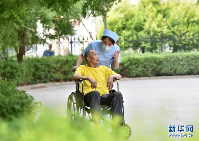 河北威县:医养结合守护“夕阳红”