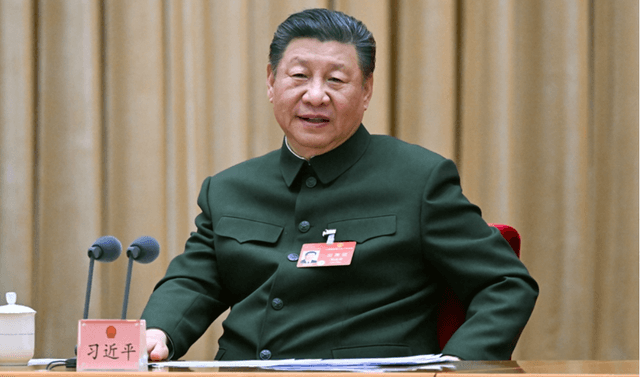 习近平在出席解放军和武警部队代表团全体会议时强调:强化使命担当 深化改革创新 全面提升新兴领域战略能力