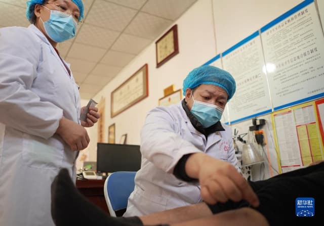 “轮椅村医”焦军营:扎根乡村守护村民健康