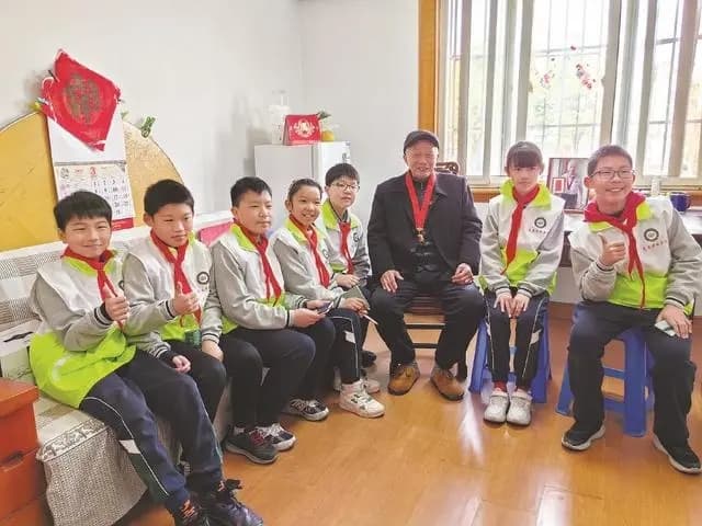 “佐邻友里”驻社区,党建触角伸至186个楼道|新征程新奋斗