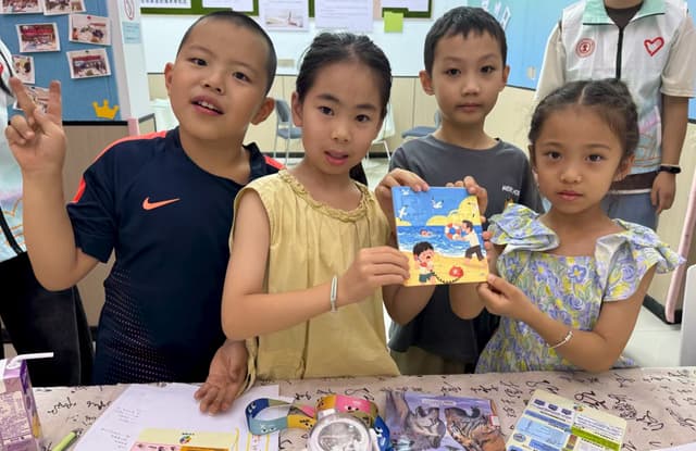 筑梦仲夏护童心,安全环保伴成长:交大城院实践团点亮社区儿童暑期时光