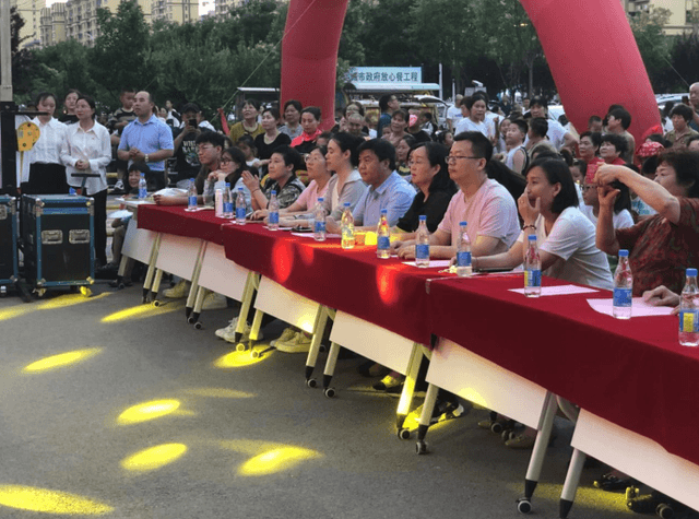 恒大绿洲社区新时代文明实践站 “践行领袖嘱托,高举旗帜向未来”主题晚会