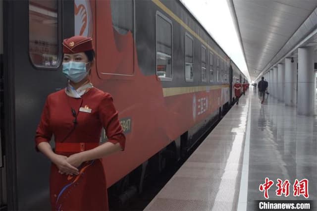 甘肃深挖乡村红色记忆:当年“长征路”又是当代“振兴路”