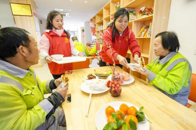 福建福州:“党建+暖心驿站”情暖新春