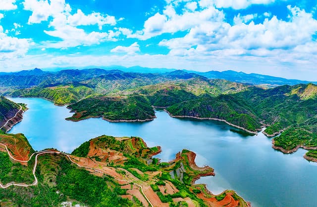 河南汝阳:雨后云海美如画卷