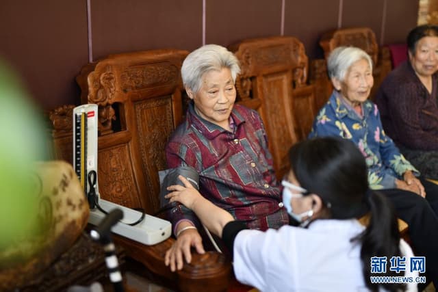 河北滦州:农村居家养老托起“夕阳红”