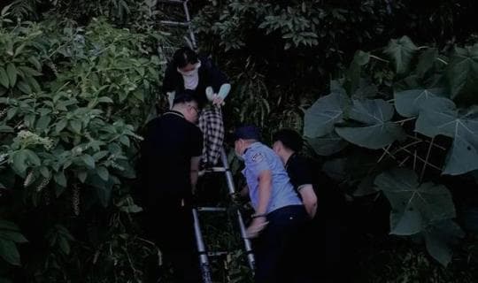 十多人为追星被困山中报警求救:“追星闹剧”当休矣