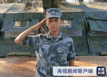 好样的!面包车失控坠河 休假士官勇救5人后悄然离开