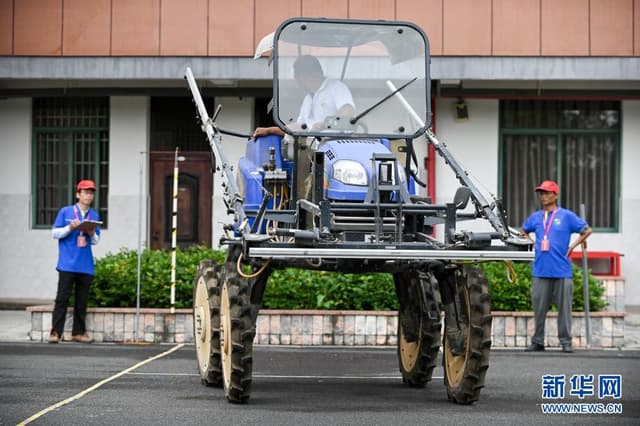 浙江金华:农业职业技能竞赛比高低