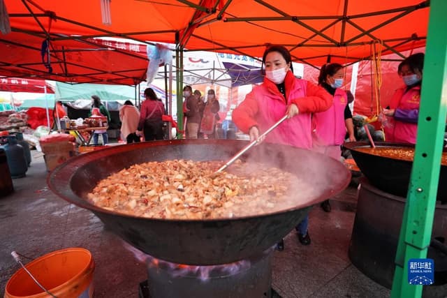 山西稷山:抗洪“阿姨团”的“暖心菜”