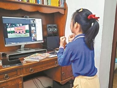 居家网课期间学生和家长如何相处? 专家:不要“监管”要“赞赏”