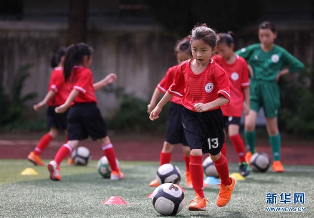 安徽合肥:“五彩假日”暑托班助青少年快乐过暑假