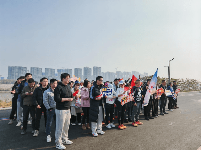 湖南雨花区:以“活力跑团”为媒介 激发社区文明活力