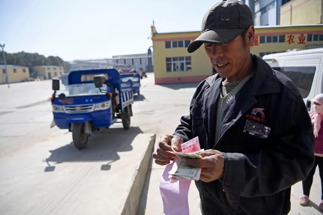 遭遇拒收现金怎么办?霸气回怼、依法维权!