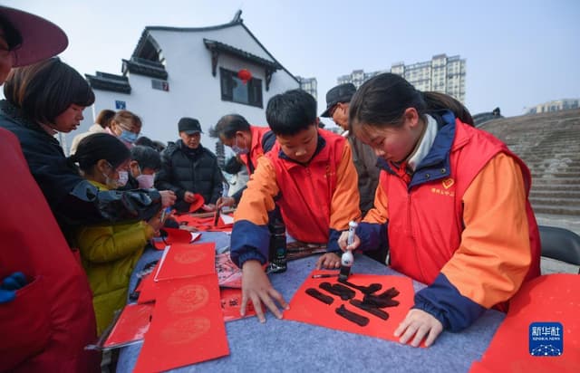 浙江吴兴:寒假公益托管班 “花样”迎新年