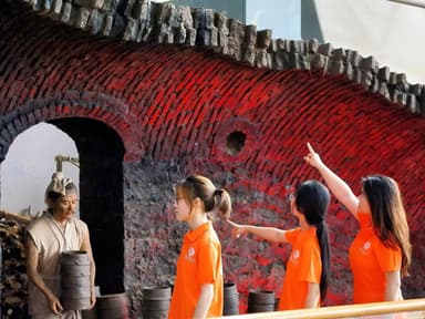 青春“三下乡”|触摸千年窑火根脉,燃续青春文化薪火——湖南工商大学“窑”遥领先实践团铜官窑遗址实践纪实