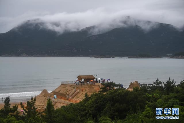 浙江舟山:沙雕艺术展现光辉历程