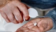 专家:防治新冠病毒感染用药要辨证施治,特别是老年高危人群