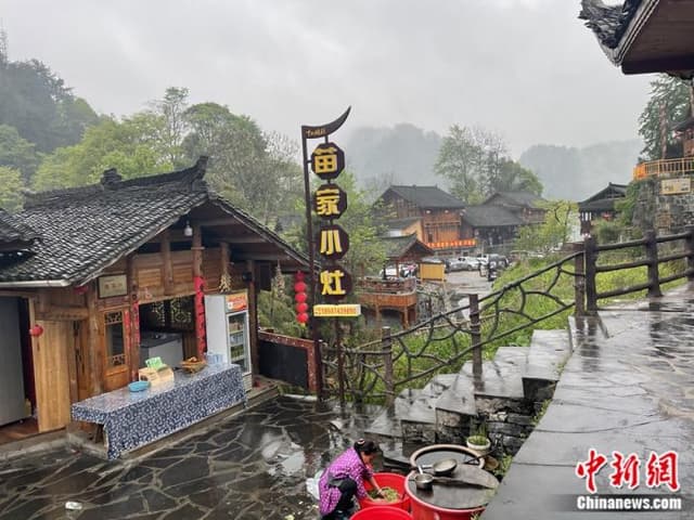 湖南十八洞村,致富路上步履不停