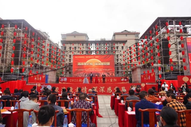 湖南益阳:前进脚步不停歇 文明花开正芬芳