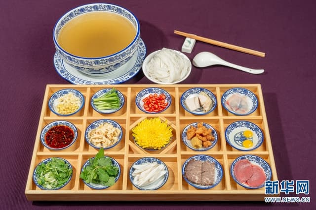 云南蒙自:一碗米线飘香百年 焕发增收致富新活力