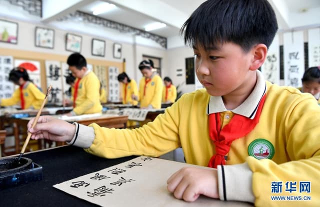 陕西延安:多彩社团打造魅力校园